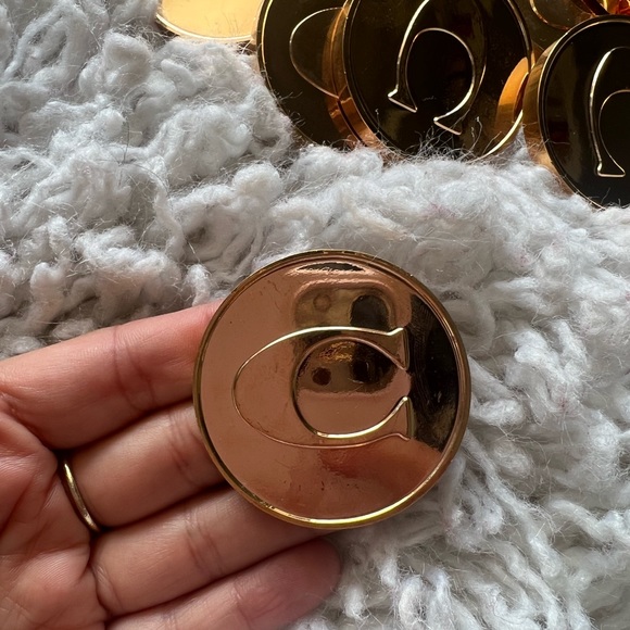 Coach gold coins - Picture 4 of 4